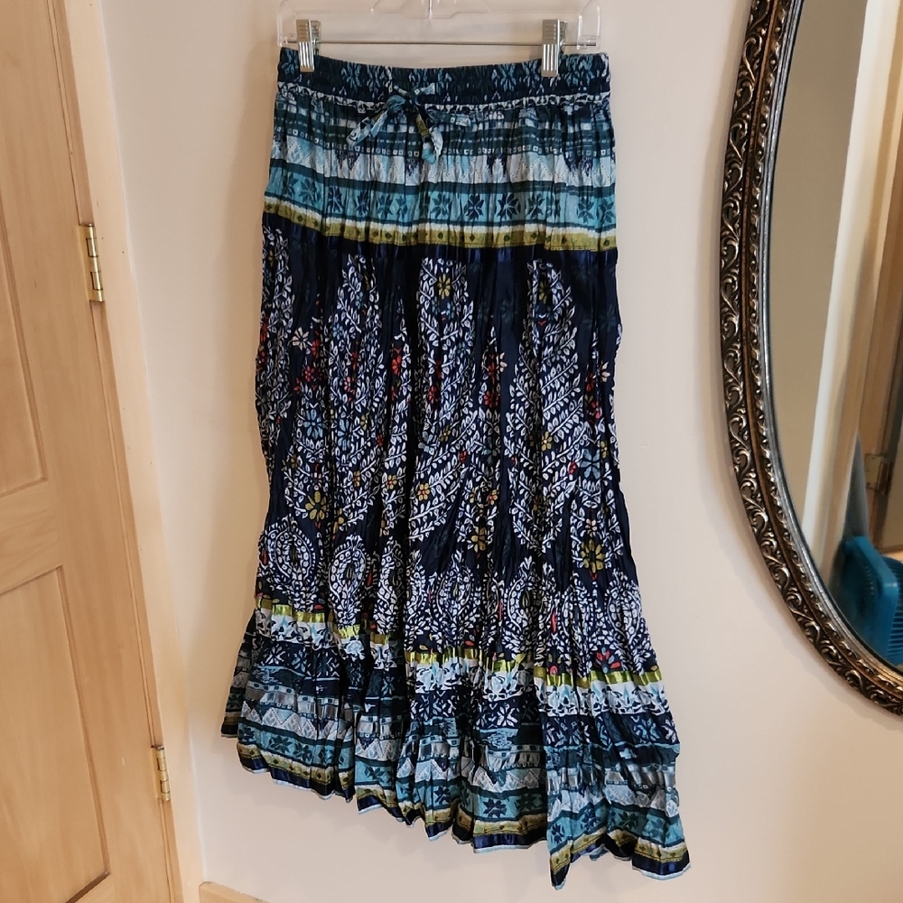 TravelSmith Navy and Teal Maxi Skirt